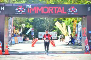 BIB: 413
                            <button type="button" onclick="openModal(6983813)" class="btn btn-primary btn-sm float-right btn-popup" data-toggle="modal" data-target=".modal-high-quality">
                        <i class="fas fa-shopping-cart"></i> Add to Cart
                    </button>
                                            <button type="button" onclick="isThisMe(6983813, true)" class="btn btn-success btn-sm float-right btn-popup btn-isme hidden" data-toggle="tooltip" data-placement="bottom" title="นี่คือรูปของคุณใช่ไหม คลิกที่นี่เพื่อเอาเข้าอัลบั้ม">
                        <i class="fas fa-plus"></i> Add to album
                    </button>
                    <button type="button" onclick="isThisMe(6983813, false)" class="btn btn-warning btn-sm float-right btn-popup btn-isnotme hidden">
                        <i class="fas fa-ban"></i> Remove from album
                    </button>