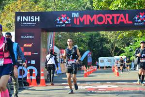 BIB: 2019, 2421
                            <button type="button" onclick="openModal(7004560)" class="btn btn-primary btn-sm float-right btn-popup" data-toggle="modal" data-target=".modal-high-quality">
                        <i class="fas fa-shopping-cart"></i> Add to Cart
                    </button>
                                            <button type="button" onclick="isThisMe(7004560, true)" class="btn btn-success btn-sm float-right btn-popup btn-isme hidden" data-toggle="tooltip" data-placement="bottom" title="นี่คือรูปของคุณใช่ไหม คลิกที่นี่เพื่อเอาเข้าอัลบั้ม">
                        <i class="fas fa-plus"></i> Add to album
                    </button>
                    <button type="button" onclick="isThisMe(7004560, false)" class="btn btn-warning btn-sm float-right btn-popup btn-isnotme hidden">
                        <i class="fas fa-ban"></i> Remove from album
                    </button>