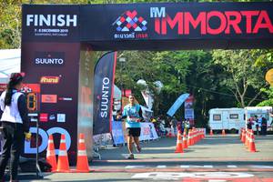 BIB: 2019
                            <button type="button" onclick="openModal(7010795)" class="btn btn-primary btn-sm float-right btn-popup" data-toggle="modal" data-target=".modal-high-quality">
                        <i class="fas fa-shopping-cart"></i> Add to Cart
                    </button>
                                            <button type="button" onclick="isThisMe(7010795, true)" class="btn btn-success btn-sm float-right btn-popup btn-isme hidden" data-toggle="tooltip" data-placement="bottom" title="นี่คือรูปของคุณใช่ไหม คลิกที่นี่เพื่อเอาเข้าอัลบั้ม">
                        <i class="fas fa-plus"></i> Add to album
                    </button>
                    <button type="button" onclick="isThisMe(7010795, false)" class="btn btn-warning btn-sm float-right btn-popup btn-isnotme hidden">
                        <i class="fas fa-ban"></i> Remove from album
                    </button>