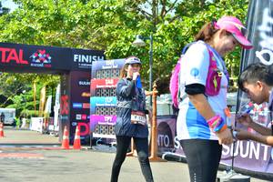 BIB: 127
                            <button type="button" onclick="openModal(6999895)" class="btn btn-primary btn-sm float-right btn-popup" data-toggle="modal" data-target=".modal-high-quality">
                        <i class="fas fa-shopping-cart"></i> Add to Cart
                    </button>
                                            <button type="button" onclick="isThisMe(6999895, true)" class="btn btn-success btn-sm float-right btn-popup btn-isme hidden" data-toggle="tooltip" data-placement="bottom" title="นี่คือรูปของคุณใช่ไหม คลิกที่นี่เพื่อเอาเข้าอัลบั้ม">
                        <i class="fas fa-plus"></i> Add to album
                    </button>
                    <button type="button" onclick="isThisMe(6999895, false)" class="btn btn-warning btn-sm float-right btn-popup btn-isnotme hidden">
                        <i class="fas fa-ban"></i> Remove from album
                    </button>