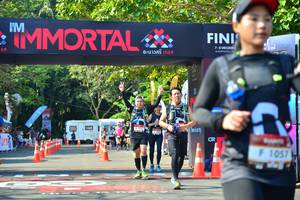 BIB: 1057, 
                            <button type="button" onclick="openModal(7006991)" class="btn btn-primary btn-sm float-right btn-popup" data-toggle="modal" data-target=".modal-high-quality">
                        <i class="fas fa-shopping-cart"></i> Add to Cart
                    </button>
                                            <button type="button" onclick="isThisMe(7006991, true)" class="btn btn-success btn-sm float-right btn-popup btn-isme hidden" data-toggle="tooltip" data-placement="bottom" title="นี่คือรูปของคุณใช่ไหม คลิกที่นี่เพื่อเอาเข้าอัลบั้ม">
                        <i class="fas fa-plus"></i> Add to album
                    </button>
                    <button type="button" onclick="isThisMe(7006991, false)" class="btn btn-warning btn-sm float-right btn-popup btn-isnotme hidden">
                        <i class="fas fa-ban"></i> Remove from album
                    </button>