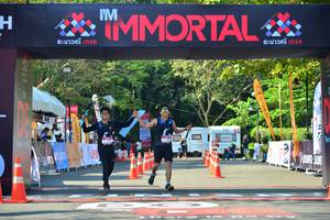 BIB: 
                            <button type="button" onclick="openModal(7007748)" class="btn btn-primary btn-sm float-right btn-popup" data-toggle="modal" data-target=".modal-high-quality">
                        <i class="fas fa-shopping-cart"></i> Add to Cart
                    </button>
                                            <button type="button" onclick="isThisMe(7007748, true)" class="btn btn-success btn-sm float-right btn-popup btn-isme hidden" data-toggle="tooltip" data-placement="bottom" title="นี่คือรูปของคุณใช่ไหม คลิกที่นี่เพื่อเอาเข้าอัลบั้ม">
                        <i class="fas fa-plus"></i> Add to album
                    </button>
                    <button type="button" onclick="isThisMe(7007748, false)" class="btn btn-warning btn-sm float-right btn-popup btn-isnotme hidden">
                        <i class="fas fa-ban"></i> Remove from album
                    </button>