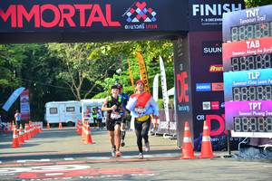 BIB: 
                            <button type="button" onclick="openModal(7005033)" class="btn btn-primary btn-sm float-right btn-popup" data-toggle="modal" data-target=".modal-high-quality">
                        <i class="fas fa-shopping-cart"></i> Add to Cart
                    </button>
                                            <button type="button" onclick="isThisMe(7005033, true)" class="btn btn-success btn-sm float-right btn-popup btn-isme hidden" data-toggle="tooltip" data-placement="bottom" title="นี่คือรูปของคุณใช่ไหม คลิกที่นี่เพื่อเอาเข้าอัลบั้ม">
                        <i class="fas fa-plus"></i> Add to album
                    </button>
                    <button type="button" onclick="isThisMe(7005033, false)" class="btn btn-warning btn-sm float-right btn-popup btn-isnotme hidden">
                        <i class="fas fa-ban"></i> Remove from album
                    </button>