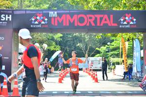 BIB: 2019
                            <button type="button" onclick="openModal(6983583)" class="btn btn-primary btn-sm float-right btn-popup" data-toggle="modal" data-target=".modal-high-quality">
                        <i class="fas fa-shopping-cart"></i> Add to Cart
                    </button>
                                            <button type="button" onclick="isThisMe(6983583, true)" class="btn btn-success btn-sm float-right btn-popup btn-isme hidden" data-toggle="tooltip" data-placement="bottom" title="นี่คือรูปของคุณใช่ไหม คลิกที่นี่เพื่อเอาเข้าอัลบั้ม">
                        <i class="fas fa-plus"></i> Add to album
                    </button>
                    <button type="button" onclick="isThisMe(6983583, false)" class="btn btn-warning btn-sm float-right btn-popup btn-isnotme hidden">
                        <i class="fas fa-ban"></i> Remove from album
                    </button>