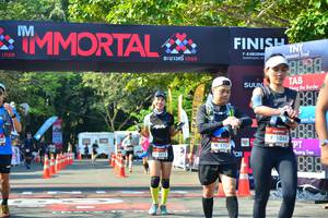 BIB: 1044, 1731, 1312
                            <button type="button" onclick="openModal(7007043)" class="btn btn-primary btn-sm float-right btn-popup" data-toggle="modal" data-target=".modal-high-quality">
                        <i class="fas fa-shopping-cart"></i> Add to Cart
                    </button>
                                            <button type="button" onclick="isThisMe(7007043, true)" class="btn btn-success btn-sm float-right btn-popup btn-isme hidden" data-toggle="tooltip" data-placement="bottom" title="นี่คือรูปของคุณใช่ไหม คลิกที่นี่เพื่อเอาเข้าอัลบั้ม">
                        <i class="fas fa-plus"></i> Add to album
                    </button>
                    <button type="button" onclick="isThisMe(7007043, false)" class="btn btn-warning btn-sm float-right btn-popup btn-isnotme hidden">
                        <i class="fas fa-ban"></i> Remove from album
                    </button>