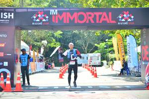 BIB: 2019
                            <button type="button" onclick="openModal(6983825)" class="btn btn-primary btn-sm float-right btn-popup" data-toggle="modal" data-target=".modal-high-quality">
                        <i class="fas fa-shopping-cart"></i> Add to Cart
                    </button>
                                            <button type="button" onclick="isThisMe(6983825, true)" class="btn btn-success btn-sm float-right btn-popup btn-isme hidden" data-toggle="tooltip" data-placement="bottom" title="นี่คือรูปของคุณใช่ไหม คลิกที่นี่เพื่อเอาเข้าอัลบั้ม">
                        <i class="fas fa-plus"></i> Add to album
                    </button>
                    <button type="button" onclick="isThisMe(6983825, false)" class="btn btn-warning btn-sm float-right btn-popup btn-isnotme hidden">
                        <i class="fas fa-ban"></i> Remove from album
                    </button>