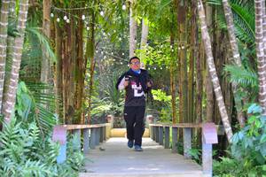 BIB: 
                            <button type="button" onclick="openModal(6984607)" class="btn btn-primary btn-sm float-right btn-popup" data-toggle="modal" data-target=".modal-high-quality">
                        <i class="fas fa-shopping-cart"></i> Add to Cart
                    </button>
                                            <button type="button" onclick="isThisMe(6984607, true)" class="btn btn-success btn-sm float-right btn-popup btn-isme hidden" data-toggle="tooltip" data-placement="bottom" title="นี่คือรูปของคุณใช่ไหม คลิกที่นี่เพื่อเอาเข้าอัลบั้ม">
                        <i class="fas fa-plus"></i> Add to album
                    </button>
                    <button type="button" onclick="isThisMe(6984607, false)" class="btn btn-warning btn-sm float-right btn-popup btn-isnotme hidden">
                        <i class="fas fa-ban"></i> Remove from album
                    </button>