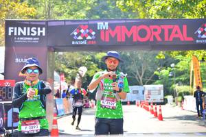 BIB: 2019, 2102, 2893
                            <button type="button" onclick="openModal(6984439)" class="btn btn-primary btn-sm float-right btn-popup" data-toggle="modal" data-target=".modal-high-quality">
                        <i class="fas fa-shopping-cart"></i> Add to Cart
                    </button>
                                            <button type="button" onclick="isThisMe(6984439, true)" class="btn btn-success btn-sm float-right btn-popup btn-isme hidden" data-toggle="tooltip" data-placement="bottom" title="นี่คือรูปของคุณใช่ไหม คลิกที่นี่เพื่อเอาเข้าอัลบั้ม">
                        <i class="fas fa-plus"></i> Add to album
                    </button>
                    <button type="button" onclick="isThisMe(6984439, false)" class="btn btn-warning btn-sm float-right btn-popup btn-isnotme hidden">
                        <i class="fas fa-ban"></i> Remove from album
                    </button>