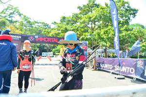 BIB: 2750
                            <button type="button" onclick="openModal(6983205)" class="btn btn-primary btn-sm float-right btn-popup" data-toggle="modal" data-target=".modal-high-quality">
                        <i class="fas fa-shopping-cart"></i> Add to Cart
                    </button>
                                            <button type="button" onclick="isThisMe(6983205, true)" class="btn btn-success btn-sm float-right btn-popup btn-isme hidden" data-toggle="tooltip" data-placement="bottom" title="นี่คือรูปของคุณใช่ไหม คลิกที่นี่เพื่อเอาเข้าอัลบั้ม">
                        <i class="fas fa-plus"></i> Add to album
                    </button>
                    <button type="button" onclick="isThisMe(6983205, false)" class="btn btn-warning btn-sm float-right btn-popup btn-isnotme hidden">
                        <i class="fas fa-ban"></i> Remove from album
                    </button>