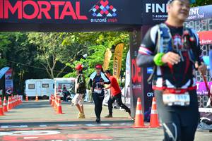 BIB: 119
                            <button type="button" onclick="openModal(7008584)" class="btn btn-primary btn-sm float-right btn-popup" data-toggle="modal" data-target=".modal-high-quality">
                        <i class="fas fa-shopping-cart"></i> Add to Cart
                    </button>
                                            <button type="button" onclick="isThisMe(7008584, true)" class="btn btn-success btn-sm float-right btn-popup btn-isme hidden" data-toggle="tooltip" data-placement="bottom" title="นี่คือรูปของคุณใช่ไหม คลิกที่นี่เพื่อเอาเข้าอัลบั้ม">
                        <i class="fas fa-plus"></i> Add to album
                    </button>
                    <button type="button" onclick="isThisMe(7008584, false)" class="btn btn-warning btn-sm float-right btn-popup btn-isnotme hidden">
                        <i class="fas fa-ban"></i> Remove from album
                    </button>