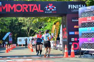 BIB: 8888
                            <button type="button" onclick="openModal(6998684)" class="btn btn-primary btn-sm float-right btn-popup" data-toggle="modal" data-target=".modal-high-quality">
                        <i class="fas fa-shopping-cart"></i> Add to Cart
                    </button>
                                            <button type="button" onclick="isThisMe(6998684, true)" class="btn btn-success btn-sm float-right btn-popup btn-isme hidden" data-toggle="tooltip" data-placement="bottom" title="นี่คือรูปของคุณใช่ไหม คลิกที่นี่เพื่อเอาเข้าอัลบั้ม">
                        <i class="fas fa-plus"></i> Add to album
                    </button>
                    <button type="button" onclick="isThisMe(6998684, false)" class="btn btn-warning btn-sm float-right btn-popup btn-isnotme hidden">
                        <i class="fas fa-ban"></i> Remove from album
                    </button>