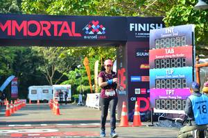 BIB: 888888, 1773
                            <button type="button" onclick="openModal(7003848)" class="btn btn-primary btn-sm float-right btn-popup" data-toggle="modal" data-target=".modal-high-quality">
                        <i class="fas fa-shopping-cart"></i> Add to Cart
                    </button>
                                            <button type="button" onclick="isThisMe(7003848, true)" class="btn btn-success btn-sm float-right btn-popup btn-isme hidden" data-toggle="tooltip" data-placement="bottom" title="นี่คือรูปของคุณใช่ไหม คลิกที่นี่เพื่อเอาเข้าอัลบั้ม">
                        <i class="fas fa-plus"></i> Add to album
                    </button>
                    <button type="button" onclick="isThisMe(7003848, false)" class="btn btn-warning btn-sm float-right btn-popup btn-isnotme hidden">
                        <i class="fas fa-ban"></i> Remove from album
                    </button>