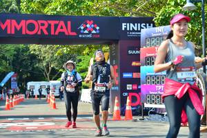 BIB: 1709, 1361, 8830
                            <button type="button" onclick="openModal(7006903)" class="btn btn-primary btn-sm float-right btn-popup" data-toggle="modal" data-target=".modal-high-quality">
                        <i class="fas fa-shopping-cart"></i> Add to Cart
                    </button>
                                            <button type="button" onclick="isThisMe(7006903, true)" class="btn btn-success btn-sm float-right btn-popup btn-isme hidden" data-toggle="tooltip" data-placement="bottom" title="นี่คือรูปของคุณใช่ไหม คลิกที่นี่เพื่อเอาเข้าอัลบั้ม">
                        <i class="fas fa-plus"></i> Add to album
                    </button>
                    <button type="button" onclick="isThisMe(7006903, false)" class="btn btn-warning btn-sm float-right btn-popup btn-isnotme hidden">
                        <i class="fas fa-ban"></i> Remove from album
                    </button>