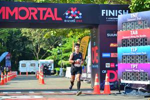 BIB: 125
                            <button type="button" onclick="openModal(7006431)" class="btn btn-primary btn-sm float-right btn-popup" data-toggle="modal" data-target=".modal-high-quality">
                        <i class="fas fa-shopping-cart"></i> Add to Cart
                    </button>
                                            <button type="button" onclick="isThisMe(7006431, true)" class="btn btn-success btn-sm float-right btn-popup btn-isme hidden" data-toggle="tooltip" data-placement="bottom" title="นี่คือรูปของคุณใช่ไหม คลิกที่นี่เพื่อเอาเข้าอัลบั้ม">
                        <i class="fas fa-plus"></i> Add to album
                    </button>
                    <button type="button" onclick="isThisMe(7006431, false)" class="btn btn-warning btn-sm float-right btn-popup btn-isnotme hidden">
                        <i class="fas fa-ban"></i> Remove from album
                    </button>