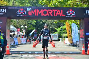 BIB: 2019, 5009
                            <button type="button" onclick="openModal(6989553)" class="btn btn-primary btn-sm float-right btn-popup" data-toggle="modal" data-target=".modal-high-quality">
                        <i class="fas fa-shopping-cart"></i> Add to Cart
                    </button>
                                            <button type="button" onclick="isThisMe(6989553, true)" class="btn btn-success btn-sm float-right btn-popup btn-isme hidden" data-toggle="tooltip" data-placement="bottom" title="นี่คือรูปของคุณใช่ไหม คลิกที่นี่เพื่อเอาเข้าอัลบั้ม">
                        <i class="fas fa-plus"></i> Add to album
                    </button>
                    <button type="button" onclick="isThisMe(6989553, false)" class="btn btn-warning btn-sm float-right btn-popup btn-isnotme hidden">
                        <i class="fas fa-ban"></i> Remove from album
                    </button>