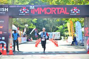 BIB: 2019
                            <button type="button" onclick="openModal(6983822)" class="btn btn-primary btn-sm float-right btn-popup" data-toggle="modal" data-target=".modal-high-quality">
                        <i class="fas fa-shopping-cart"></i> Add to Cart
                    </button>
                                            <button type="button" onclick="isThisMe(6983822, true)" class="btn btn-success btn-sm float-right btn-popup btn-isme hidden" data-toggle="tooltip" data-placement="bottom" title="นี่คือรูปของคุณใช่ไหม คลิกที่นี่เพื่อเอาเข้าอัลบั้ม">
                        <i class="fas fa-plus"></i> Add to album
                    </button>
                    <button type="button" onclick="isThisMe(6983822, false)" class="btn btn-warning btn-sm float-right btn-popup btn-isnotme hidden">
                        <i class="fas fa-ban"></i> Remove from album
                    </button>