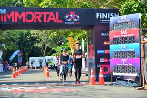 BIB: 
                            <button type="button" onclick="openModal(6998886)" class="btn btn-primary btn-sm float-right btn-popup" data-toggle="modal" data-target=".modal-high-quality">
                        <i class="fas fa-shopping-cart"></i> Add to Cart
                    </button>
                                            <button type="button" onclick="isThisMe(6998886, true)" class="btn btn-success btn-sm float-right btn-popup btn-isme hidden" data-toggle="tooltip" data-placement="bottom" title="นี่คือรูปของคุณใช่ไหม คลิกที่นี่เพื่อเอาเข้าอัลบั้ม">
                        <i class="fas fa-plus"></i> Add to album
                    </button>
                    <button type="button" onclick="isThisMe(6998886, false)" class="btn btn-warning btn-sm float-right btn-popup btn-isnotme hidden">
                        <i class="fas fa-ban"></i> Remove from album
                    </button>