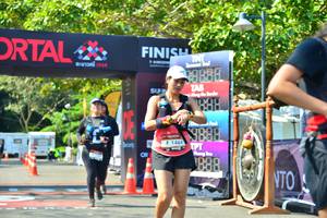 BIB: 1464
                            <button type="button" onclick="openModal(6999624)" class="btn btn-primary btn-sm float-right btn-popup" data-toggle="modal" data-target=".modal-high-quality">
                        <i class="fas fa-shopping-cart"></i> Add to Cart
                    </button>
                                            <button type="button" onclick="isThisMe(6999624, true)" class="btn btn-success btn-sm float-right btn-popup btn-isme hidden" data-toggle="tooltip" data-placement="bottom" title="นี่คือรูปของคุณใช่ไหม คลิกที่นี่เพื่อเอาเข้าอัลบั้ม">
                        <i class="fas fa-plus"></i> Add to album
                    </button>
                    <button type="button" onclick="isThisMe(6999624, false)" class="btn btn-warning btn-sm float-right btn-popup btn-isnotme hidden">
                        <i class="fas fa-ban"></i> Remove from album
                    </button>