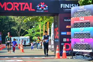 BIB: 8388
                            <button type="button" onclick="openModal(7003254)" class="btn btn-primary btn-sm float-right btn-popup" data-toggle="modal" data-target=".modal-high-quality">
                        <i class="fas fa-shopping-cart"></i> Add to Cart
                    </button>
                                            <button type="button" onclick="isThisMe(7003254, true)" class="btn btn-success btn-sm float-right btn-popup btn-isme hidden" data-toggle="tooltip" data-placement="bottom" title="นี่คือรูปของคุณใช่ไหม คลิกที่นี่เพื่อเอาเข้าอัลบั้ม">
                        <i class="fas fa-plus"></i> Add to album
                    </button>
                    <button type="button" onclick="isThisMe(7003254, false)" class="btn btn-warning btn-sm float-right btn-popup btn-isnotme hidden">
                        <i class="fas fa-ban"></i> Remove from album
                    </button>