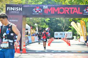 BIB: 2019, 4104
                            <button type="button" onclick="openModal(6983565)" class="btn btn-primary btn-sm float-right btn-popup" data-toggle="modal" data-target=".modal-high-quality">
                        <i class="fas fa-shopping-cart"></i> Add to Cart
                    </button>
                                            <button type="button" onclick="isThisMe(6983565, true)" class="btn btn-success btn-sm float-right btn-popup btn-isme hidden" data-toggle="tooltip" data-placement="bottom" title="นี่คือรูปของคุณใช่ไหม คลิกที่นี่เพื่อเอาเข้าอัลบั้ม">
                        <i class="fas fa-plus"></i> Add to album
                    </button>
                    <button type="button" onclick="isThisMe(6983565, false)" class="btn btn-warning btn-sm float-right btn-popup btn-isnotme hidden">
                        <i class="fas fa-ban"></i> Remove from album
                    </button>