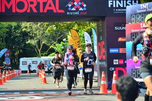 BIB: 1200
                            <button type="button" onclick="openModal(6999326)" class="btn btn-primary btn-sm float-right btn-popup" data-toggle="modal" data-target=".modal-high-quality">
                        <i class="fas fa-shopping-cart"></i> Add to Cart
                    </button>
                                            <button type="button" onclick="isThisMe(6999326, true)" class="btn btn-success btn-sm float-right btn-popup btn-isme hidden" data-toggle="tooltip" data-placement="bottom" title="นี่คือรูปของคุณใช่ไหม คลิกที่นี่เพื่อเอาเข้าอัลบั้ม">
                        <i class="fas fa-plus"></i> Add to album
                    </button>
                    <button type="button" onclick="isThisMe(6999326, false)" class="btn btn-warning btn-sm float-right btn-popup btn-isnotme hidden">
                        <i class="fas fa-ban"></i> Remove from album
                    </button>