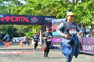 BIB: 1117, 8888
                            <button type="button" onclick="openModal(7007817)" class="btn btn-primary btn-sm float-right btn-popup" data-toggle="modal" data-target=".modal-high-quality">
                        <i class="fas fa-shopping-cart"></i> Add to Cart
                    </button>
                                            <button type="button" onclick="isThisMe(7007817, true)" class="btn btn-success btn-sm float-right btn-popup btn-isme hidden" data-toggle="tooltip" data-placement="bottom" title="นี่คือรูปของคุณใช่ไหม คลิกที่นี่เพื่อเอาเข้าอัลบั้ม">
                        <i class="fas fa-plus"></i> Add to album
                    </button>
                    <button type="button" onclick="isThisMe(7007817, false)" class="btn btn-warning btn-sm float-right btn-popup btn-isnotme hidden">
                        <i class="fas fa-ban"></i> Remove from album
                    </button>