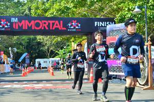 BIB: 1439, 1633, 105
                            <button type="button" onclick="openModal(7007050)" class="btn btn-primary btn-sm float-right btn-popup" data-toggle="modal" data-target=".modal-high-quality">
                        <i class="fas fa-shopping-cart"></i> Add to Cart
                    </button>
                                            <button type="button" onclick="isThisMe(7007050, true)" class="btn btn-success btn-sm float-right btn-popup btn-isme hidden" data-toggle="tooltip" data-placement="bottom" title="นี่คือรูปของคุณใช่ไหม คลิกที่นี่เพื่อเอาเข้าอัลบั้ม">
                        <i class="fas fa-plus"></i> Add to album
                    </button>
                    <button type="button" onclick="isThisMe(7007050, false)" class="btn btn-warning btn-sm float-right btn-popup btn-isnotme hidden">
                        <i class="fas fa-ban"></i> Remove from album
                    </button>