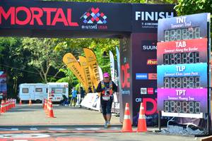 BIB: 8888
                            <button type="button" onclick="openModal(6999213)" class="btn btn-primary btn-sm float-right btn-popup" data-toggle="modal" data-target=".modal-high-quality">
                        <i class="fas fa-shopping-cart"></i> Add to Cart
                    </button>
                                            <button type="button" onclick="isThisMe(6999213, true)" class="btn btn-success btn-sm float-right btn-popup btn-isme hidden" data-toggle="tooltip" data-placement="bottom" title="นี่คือรูปของคุณใช่ไหม คลิกที่นี่เพื่อเอาเข้าอัลบั้ม">
                        <i class="fas fa-plus"></i> Add to album
                    </button>
                    <button type="button" onclick="isThisMe(6999213, false)" class="btn btn-warning btn-sm float-right btn-popup btn-isnotme hidden">
                        <i class="fas fa-ban"></i> Remove from album
                    </button>