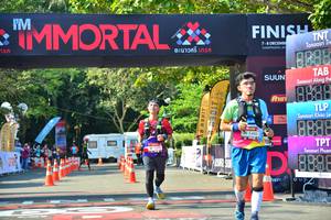 BIB: 419, 1400, 1375
                            <button type="button" onclick="openModal(7008695)" class="btn btn-primary btn-sm float-right btn-popup" data-toggle="modal" data-target=".modal-high-quality">
                        <i class="fas fa-shopping-cart"></i> Add to Cart
                    </button>
                                            <button type="button" onclick="isThisMe(7008695, true)" class="btn btn-success btn-sm float-right btn-popup btn-isme hidden" data-toggle="tooltip" data-placement="bottom" title="นี่คือรูปของคุณใช่ไหม คลิกที่นี่เพื่อเอาเข้าอัลบั้ม">
                        <i class="fas fa-plus"></i> Add to album
                    </button>
                    <button type="button" onclick="isThisMe(7008695, false)" class="btn btn-warning btn-sm float-right btn-popup btn-isnotme hidden">
                        <i class="fas fa-ban"></i> Remove from album
                    </button>