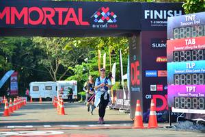 BIB: 041, 8888, 
                            <button type="button" onclick="openModal(7004830)" class="btn btn-primary btn-sm float-right btn-popup" data-toggle="modal" data-target=".modal-high-quality">
                        <i class="fas fa-shopping-cart"></i> Add to Cart
                    </button>
                                            <button type="button" onclick="isThisMe(7004830, true)" class="btn btn-success btn-sm float-right btn-popup btn-isme hidden" data-toggle="tooltip" data-placement="bottom" title="นี่คือรูปของคุณใช่ไหม คลิกที่นี่เพื่อเอาเข้าอัลบั้ม">
                        <i class="fas fa-plus"></i> Add to album
                    </button>
                    <button type="button" onclick="isThisMe(7004830, false)" class="btn btn-warning btn-sm float-right btn-popup btn-isnotme hidden">
                        <i class="fas fa-ban"></i> Remove from album
                    </button>