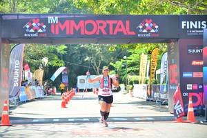 BIB: 410
                            <button type="button" onclick="openModal(6983241)" class="btn btn-primary btn-sm float-right btn-popup" data-toggle="modal" data-target=".modal-high-quality">
                        <i class="fas fa-shopping-cart"></i> Add to Cart
                    </button>
                                            <button type="button" onclick="isThisMe(6983241, true)" class="btn btn-success btn-sm float-right btn-popup btn-isme hidden" data-toggle="tooltip" data-placement="bottom" title="นี่คือรูปของคุณใช่ไหม คลิกที่นี่เพื่อเอาเข้าอัลบั้ม">
                        <i class="fas fa-plus"></i> Add to album
                    </button>
                    <button type="button" onclick="isThisMe(6983241, false)" class="btn btn-warning btn-sm float-right btn-popup btn-isnotme hidden">
                        <i class="fas fa-ban"></i> Remove from album
                    </button>