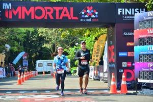 BIB: 1467
                            <button type="button" onclick="openModal(6999690)" class="btn btn-primary btn-sm float-right btn-popup" data-toggle="modal" data-target=".modal-high-quality">
                        <i class="fas fa-shopping-cart"></i> Add to Cart
                    </button>
                                            <button type="button" onclick="isThisMe(6999690, true)" class="btn btn-success btn-sm float-right btn-popup btn-isme hidden" data-toggle="tooltip" data-placement="bottom" title="นี่คือรูปของคุณใช่ไหม คลิกที่นี่เพื่อเอาเข้าอัลบั้ม">
                        <i class="fas fa-plus"></i> Add to album
                    </button>
                    <button type="button" onclick="isThisMe(6999690, false)" class="btn btn-warning btn-sm float-right btn-popup btn-isnotme hidden">
                        <i class="fas fa-ban"></i> Remove from album
                    </button>