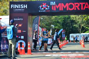 BIB: 2019, 131
                            <button type="button" onclick="openModal(7005922)" class="btn btn-primary btn-sm float-right btn-popup" data-toggle="modal" data-target=".modal-high-quality">
                        <i class="fas fa-shopping-cart"></i> Add to Cart
                    </button>
                                            <button type="button" onclick="isThisMe(7005922, true)" class="btn btn-success btn-sm float-right btn-popup btn-isme hidden" data-toggle="tooltip" data-placement="bottom" title="นี่คือรูปของคุณใช่ไหม คลิกที่นี่เพื่อเอาเข้าอัลบั้ม">
                        <i class="fas fa-plus"></i> Add to album
                    </button>
                    <button type="button" onclick="isThisMe(7005922, false)" class="btn btn-warning btn-sm float-right btn-popup btn-isnotme hidden">
                        <i class="fas fa-ban"></i> Remove from album
                    </button>