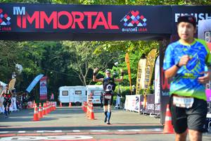 BIB: 
                            <button type="button" onclick="openModal(7003903)" class="btn btn-primary btn-sm float-right btn-popup" data-toggle="modal" data-target=".modal-high-quality">
                        <i class="fas fa-shopping-cart"></i> Add to Cart
                    </button>
                                            <button type="button" onclick="isThisMe(7003903, true)" class="btn btn-success btn-sm float-right btn-popup btn-isme hidden" data-toggle="tooltip" data-placement="bottom" title="นี่คือรูปของคุณใช่ไหม คลิกที่นี่เพื่อเอาเข้าอัลบั้ม">
                        <i class="fas fa-plus"></i> Add to album
                    </button>
                    <button type="button" onclick="isThisMe(7003903, false)" class="btn btn-warning btn-sm float-right btn-popup btn-isnotme hidden">
                        <i class="fas fa-ban"></i> Remove from album
                    </button>