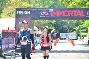 BIB: 2019, 2302, 2820
                            <button type="button" onclick="openModal(6983628)" class="btn btn-primary btn-sm float-right btn-popup" data-toggle="modal" data-target=".modal-high-quality">
                        <i class="fas fa-shopping-cart"></i> Add to Cart
                    </button>
                                            <button type="button" onclick="isThisMe(6983628, true)" class="btn btn-success btn-sm float-right btn-popup btn-isme hidden" data-toggle="tooltip" data-placement="bottom" title="นี่คือรูปของคุณใช่ไหม คลิกที่นี่เพื่อเอาเข้าอัลบั้ม">
                        <i class="fas fa-plus"></i> Add to album
                    </button>
                    <button type="button" onclick="isThisMe(6983628, false)" class="btn btn-warning btn-sm float-right btn-popup btn-isnotme hidden">
                        <i class="fas fa-ban"></i> Remove from album
                    </button>