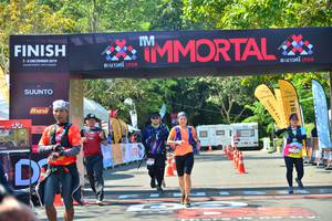 BIB: 2019
                            <button type="button" onclick="openModal(6995405)" class="btn btn-primary btn-sm float-right btn-popup" data-toggle="modal" data-target=".modal-high-quality">
                        <i class="fas fa-shopping-cart"></i> Add to Cart
                    </button>
                                            <button type="button" onclick="isThisMe(6995405, true)" class="btn btn-success btn-sm float-right btn-popup btn-isme hidden" data-toggle="tooltip" data-placement="bottom" title="นี่คือรูปของคุณใช่ไหม คลิกที่นี่เพื่อเอาเข้าอัลบั้ม">
                        <i class="fas fa-plus"></i> Add to album
                    </button>
                    <button type="button" onclick="isThisMe(6995405, false)" class="btn btn-warning btn-sm float-right btn-popup btn-isnotme hidden">
                        <i class="fas fa-ban"></i> Remove from album
                    </button>