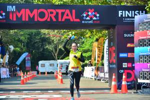 BIB: 1089
                            <button type="button" onclick="openModal(7004043)" class="btn btn-primary btn-sm float-right btn-popup" data-toggle="modal" data-target=".modal-high-quality">
                        <i class="fas fa-shopping-cart"></i> Add to Cart
                    </button>
                                            <button type="button" onclick="isThisMe(7004043, true)" class="btn btn-success btn-sm float-right btn-popup btn-isme hidden" data-toggle="tooltip" data-placement="bottom" title="นี่คือรูปของคุณใช่ไหม คลิกที่นี่เพื่อเอาเข้าอัลบั้ม">
                        <i class="fas fa-plus"></i> Add to album
                    </button>
                    <button type="button" onclick="isThisMe(7004043, false)" class="btn btn-warning btn-sm float-right btn-popup btn-isnotme hidden">
                        <i class="fas fa-ban"></i> Remove from album
                    </button>