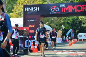 BIB: 2019, 2474
                            <button type="button" onclick="openModal(7008920)" class="btn btn-primary btn-sm float-right btn-popup" data-toggle="modal" data-target=".modal-high-quality">
                        <i class="fas fa-shopping-cart"></i> Add to Cart
                    </button>
                                            <button type="button" onclick="isThisMe(7008920, true)" class="btn btn-success btn-sm float-right btn-popup btn-isme hidden" data-toggle="tooltip" data-placement="bottom" title="นี่คือรูปของคุณใช่ไหม คลิกที่นี่เพื่อเอาเข้าอัลบั้ม">
                        <i class="fas fa-plus"></i> Add to album
                    </button>
                    <button type="button" onclick="isThisMe(7008920, false)" class="btn btn-warning btn-sm float-right btn-popup btn-isnotme hidden">
                        <i class="fas fa-ban"></i> Remove from album
                    </button>