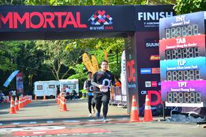 BIB: 888888
                            <button type="button" onclick="openModal(6998643)" class="btn btn-primary btn-sm float-right btn-popup" data-toggle="modal" data-target=".modal-high-quality">
                        <i class="fas fa-shopping-cart"></i> Add to Cart
                    </button>
                                            <button type="button" onclick="isThisMe(6998643, true)" class="btn btn-success btn-sm float-right btn-popup btn-isme hidden" data-toggle="tooltip" data-placement="bottom" title="นี่คือรูปของคุณใช่ไหม คลิกที่นี่เพื่อเอาเข้าอัลบั้ม">
                        <i class="fas fa-plus"></i> Add to album
                    </button>
                    <button type="button" onclick="isThisMe(6998643, false)" class="btn btn-warning btn-sm float-right btn-popup btn-isnotme hidden">
                        <i class="fas fa-ban"></i> Remove from album
                    </button>