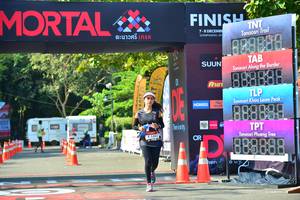 BIB: 83888
                            <button type="button" onclick="openModal(7008533)" class="btn btn-primary btn-sm float-right btn-popup" data-toggle="modal" data-target=".modal-high-quality">
                        <i class="fas fa-shopping-cart"></i> Add to Cart
                    </button>
                                            <button type="button" onclick="isThisMe(7008533, true)" class="btn btn-success btn-sm float-right btn-popup btn-isme hidden" data-toggle="tooltip" data-placement="bottom" title="นี่คือรูปของคุณใช่ไหม คลิกที่นี่เพื่อเอาเข้าอัลบั้ม">
                        <i class="fas fa-plus"></i> Add to album
                    </button>
                    <button type="button" onclick="isThisMe(7008533, false)" class="btn btn-warning btn-sm float-right btn-popup btn-isnotme hidden">
                        <i class="fas fa-ban"></i> Remove from album
                    </button>