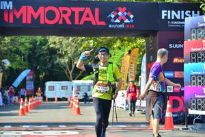 BIB: 1700
                            <button type="button" onclick="openModal(7008277)" class="btn btn-primary btn-sm float-right btn-popup" data-toggle="modal" data-target=".modal-high-quality">
                        <i class="fas fa-shopping-cart"></i> Add to Cart
                    </button>
                                            <button type="button" onclick="isThisMe(7008277, true)" class="btn btn-success btn-sm float-right btn-popup btn-isme hidden" data-toggle="tooltip" data-placement="bottom" title="นี่คือรูปของคุณใช่ไหม คลิกที่นี่เพื่อเอาเข้าอัลบั้ม">
                        <i class="fas fa-plus"></i> Add to album
                    </button>
                    <button type="button" onclick="isThisMe(7008277, false)" class="btn btn-warning btn-sm float-right btn-popup btn-isnotme hidden">
                        <i class="fas fa-ban"></i> Remove from album
                    </button>