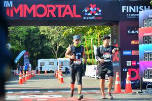 BIB: 1176, 1159
                            <button type="button" onclick="openModal(7007171)" class="btn btn-primary btn-sm float-right btn-popup" data-toggle="modal" data-target=".modal-high-quality">
                        <i class="fas fa-shopping-cart"></i> Add to Cart
                    </button>
                                            <button type="button" onclick="isThisMe(7007171, true)" class="btn btn-success btn-sm float-right btn-popup btn-isme hidden" data-toggle="tooltip" data-placement="bottom" title="นี่คือรูปของคุณใช่ไหม คลิกที่นี่เพื่อเอาเข้าอัลบั้ม">
                        <i class="fas fa-plus"></i> Add to album
                    </button>
                    <button type="button" onclick="isThisMe(7007171, false)" class="btn btn-warning btn-sm float-right btn-popup btn-isnotme hidden">
                        <i class="fas fa-ban"></i> Remove from album
                    </button>