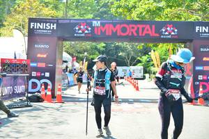 BIB: 267
                            <button type="button" onclick="openModal(6983199)" class="btn btn-primary btn-sm float-right btn-popup" data-toggle="modal" data-target=".modal-high-quality">
                        <i class="fas fa-shopping-cart"></i> Add to Cart
                    </button>
                                            <button type="button" onclick="isThisMe(6983199, true)" class="btn btn-success btn-sm float-right btn-popup btn-isme hidden" data-toggle="tooltip" data-placement="bottom" title="นี่คือรูปของคุณใช่ไหม คลิกที่นี่เพื่อเอาเข้าอัลบั้ม">
                        <i class="fas fa-plus"></i> Add to album
                    </button>
                    <button type="button" onclick="isThisMe(6983199, false)" class="btn btn-warning btn-sm float-right btn-popup btn-isnotme hidden">
                        <i class="fas fa-ban"></i> Remove from album
                    </button>