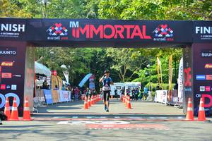 BIB: 2019
                            <button type="button" onclick="openModal(6999276)" class="btn btn-primary btn-sm float-right btn-popup" data-toggle="modal" data-target=".modal-high-quality">
                        <i class="fas fa-shopping-cart"></i> Add to Cart
                    </button>
                                            <button type="button" onclick="isThisMe(6999276, true)" class="btn btn-success btn-sm float-right btn-popup btn-isme hidden" data-toggle="tooltip" data-placement="bottom" title="นี่คือรูปของคุณใช่ไหม คลิกที่นี่เพื่อเอาเข้าอัลบั้ม">
                        <i class="fas fa-plus"></i> Add to album
                    </button>
                    <button type="button" onclick="isThisMe(6999276, false)" class="btn btn-warning btn-sm float-right btn-popup btn-isnotme hidden">
                        <i class="fas fa-ban"></i> Remove from album
                    </button>