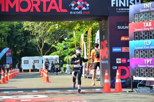 BIB: 
                            <button type="button" onclick="openModal(7007678)" class="btn btn-primary btn-sm float-right btn-popup" data-toggle="modal" data-target=".modal-high-quality">
                        <i class="fas fa-shopping-cart"></i> Add to Cart
                    </button>
                                            <button type="button" onclick="isThisMe(7007678, true)" class="btn btn-success btn-sm float-right btn-popup btn-isme hidden" data-toggle="tooltip" data-placement="bottom" title="นี่คือรูปของคุณใช่ไหม คลิกที่นี่เพื่อเอาเข้าอัลบั้ม">
                        <i class="fas fa-plus"></i> Add to album
                    </button>
                    <button type="button" onclick="isThisMe(7007678, false)" class="btn btn-warning btn-sm float-right btn-popup btn-isnotme hidden">
                        <i class="fas fa-ban"></i> Remove from album
                    </button>