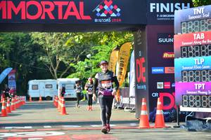 BIB: 888
                            <button type="button" onclick="openModal(7005777)" class="btn btn-primary btn-sm float-right btn-popup" data-toggle="modal" data-target=".modal-high-quality">
                        <i class="fas fa-shopping-cart"></i> Add to Cart
                    </button>
                                            <button type="button" onclick="isThisMe(7005777, true)" class="btn btn-success btn-sm float-right btn-popup btn-isme hidden" data-toggle="tooltip" data-placement="bottom" title="นี่คือรูปของคุณใช่ไหม คลิกที่นี่เพื่อเอาเข้าอัลบั้ม">
                        <i class="fas fa-plus"></i> Add to album
                    </button>
                    <button type="button" onclick="isThisMe(7005777, false)" class="btn btn-warning btn-sm float-right btn-popup btn-isnotme hidden">
                        <i class="fas fa-ban"></i> Remove from album
                    </button>