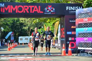 BIB: 
                            <button type="button" onclick="openModal(7008941)" class="btn btn-primary btn-sm float-right btn-popup" data-toggle="modal" data-target=".modal-high-quality">
                        <i class="fas fa-shopping-cart"></i> Add to Cart
                    </button>
                                            <button type="button" onclick="isThisMe(7008941, true)" class="btn btn-success btn-sm float-right btn-popup btn-isme hidden" data-toggle="tooltip" data-placement="bottom" title="นี่คือรูปของคุณใช่ไหม คลิกที่นี่เพื่อเอาเข้าอัลบั้ม">
                        <i class="fas fa-plus"></i> Add to album
                    </button>
                    <button type="button" onclick="isThisMe(7008941, false)" class="btn btn-warning btn-sm float-right btn-popup btn-isnotme hidden">
                        <i class="fas fa-ban"></i> Remove from album
                    </button>