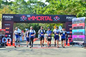 BIB: 
                            <button type="button" onclick="openModal(6999448)" class="btn btn-primary btn-sm float-right btn-popup" data-toggle="modal" data-target=".modal-high-quality">
                        <i class="fas fa-shopping-cart"></i> Add to Cart
                    </button>
                                            <button type="button" onclick="isThisMe(6999448, true)" class="btn btn-success btn-sm float-right btn-popup btn-isme hidden" data-toggle="tooltip" data-placement="bottom" title="นี่คือรูปของคุณใช่ไหม คลิกที่นี่เพื่อเอาเข้าอัลบั้ม">
                        <i class="fas fa-plus"></i> Add to album
                    </button>
                    <button type="button" onclick="isThisMe(6999448, false)" class="btn btn-warning btn-sm float-right btn-popup btn-isnotme hidden">
                        <i class="fas fa-ban"></i> Remove from album
                    </button>