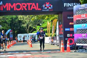 BIB: 413
                            <button type="button" onclick="openModal(7008647)" class="btn btn-primary btn-sm float-right btn-popup" data-toggle="modal" data-target=".modal-high-quality">
                        <i class="fas fa-shopping-cart"></i> Add to Cart
                    </button>
                                            <button type="button" onclick="isThisMe(7008647, true)" class="btn btn-success btn-sm float-right btn-popup btn-isme hidden" data-toggle="tooltip" data-placement="bottom" title="นี่คือรูปของคุณใช่ไหม คลิกที่นี่เพื่อเอาเข้าอัลบั้ม">
                        <i class="fas fa-plus"></i> Add to album
                    </button>
                    <button type="button" onclick="isThisMe(7008647, false)" class="btn btn-warning btn-sm float-right btn-popup btn-isnotme hidden">
                        <i class="fas fa-ban"></i> Remove from album
                    </button>