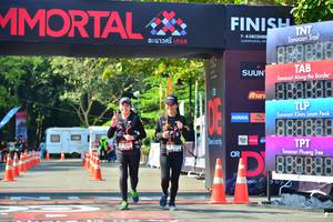 BIB: 888
                            <button type="button" onclick="openModal(6999029)" class="btn btn-primary btn-sm float-right btn-popup" data-toggle="modal" data-target=".modal-high-quality">
                        <i class="fas fa-shopping-cart"></i> Add to Cart
                    </button>
                                            <button type="button" onclick="isThisMe(6999029, true)" class="btn btn-success btn-sm float-right btn-popup btn-isme hidden" data-toggle="tooltip" data-placement="bottom" title="นี่คือรูปของคุณใช่ไหม คลิกที่นี่เพื่อเอาเข้าอัลบั้ม">
                        <i class="fas fa-plus"></i> Add to album
                    </button>
                    <button type="button" onclick="isThisMe(6999029, false)" class="btn btn-warning btn-sm float-right btn-popup btn-isnotme hidden">
                        <i class="fas fa-ban"></i> Remove from album
                    </button>